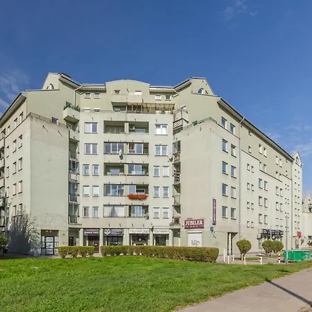 Powstancow Slaskich 61 Apartment
