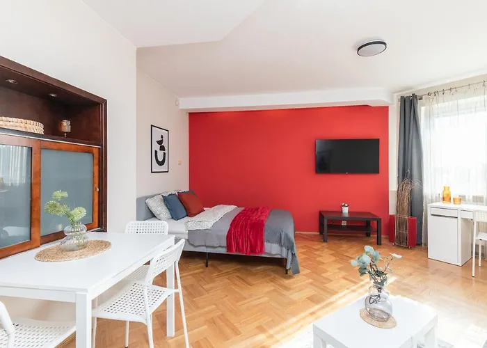 شقة Powstancow Slaskich 61 وارسو