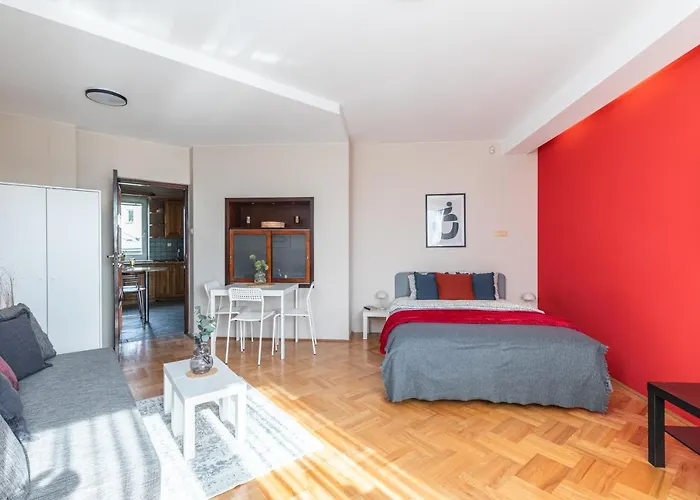 Powstancow Slaskich 61